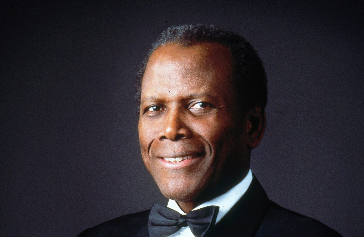 Movie Icon Sidney Poitier passes away at 94