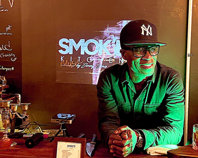 Jeremy James is Smoki'n Smkd..