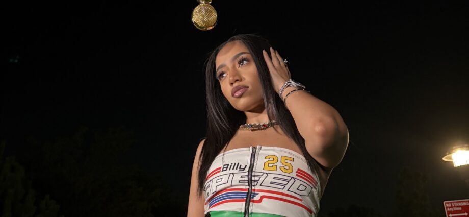 Vina Love ( THE HARLEM Princess is The One To Watch